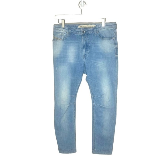 DIESEL Light Wash Eazee Relaxed Boyfriend Low Waist Jeans - Picture 1 of 8